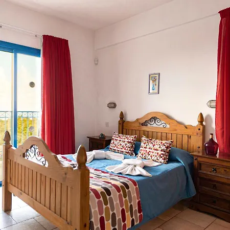 Βίλα Azzurro Holiday Villa Ira By Sanders